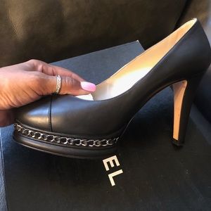 100% Authentic Chanel Black pumps